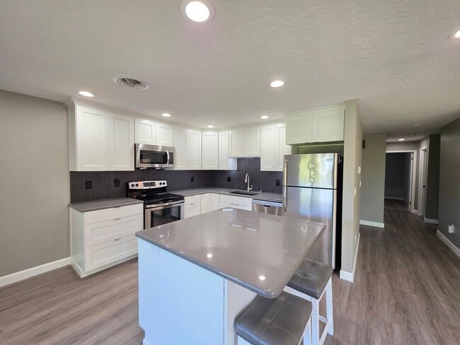 Photo - 303 Gage Blvd