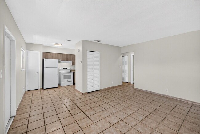 Photo - 1007 PROSPECT Unit 205