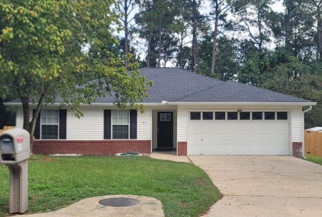 Photo - 141 Palmetto Dr