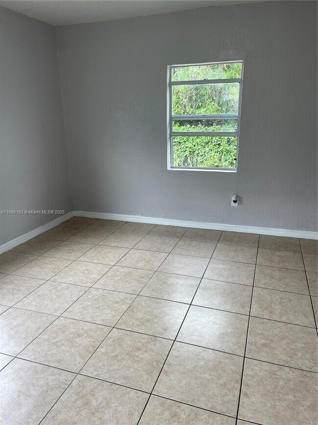 Photo - 135 NE 80th Terrace