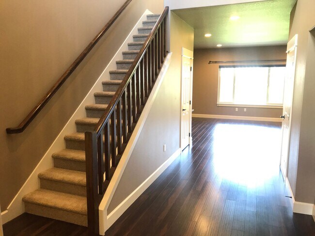 3527 Northeast Crystal Springs Drive