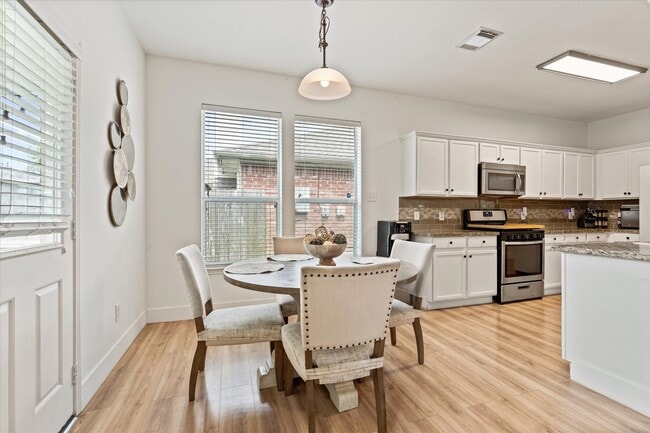 Photo - 3406 Bremerton Falls Dr