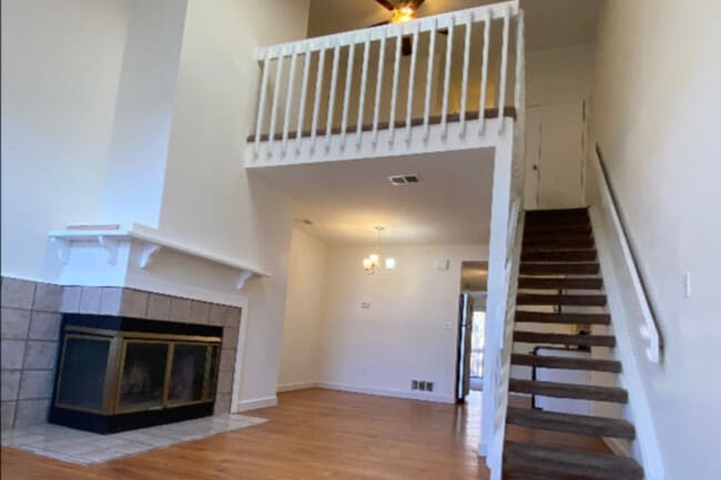 Living Room - 1885 S Quebec Way Unit 25