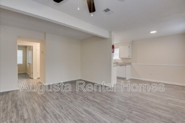 Photo - 2575 1/2 Tobacco Road - B