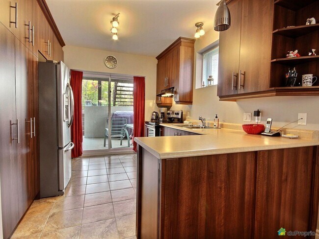 Photo - 44 Imp Moïse-Gauthier Unit Apartment