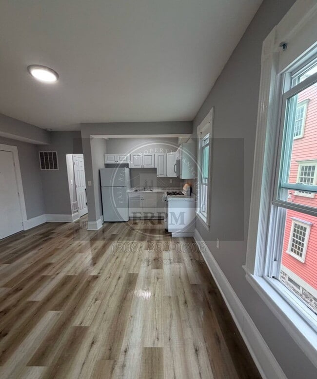 106-108-108 Cherry St Unit 2