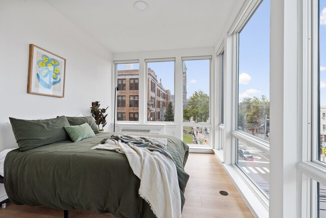 Le Leo Co-Living Apartments - Jersey City, NJ | ForRent.com