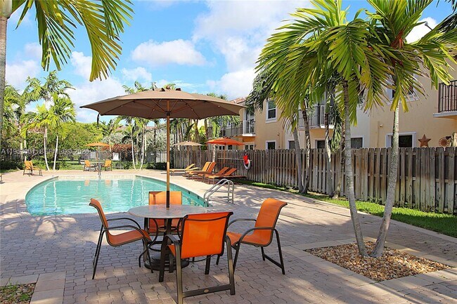 Photo - 14928 SW 40th St