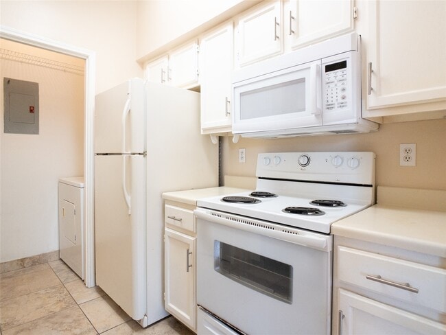 Photo - 6500 Harbor Town Dr Unit 3402