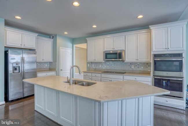 Photo - 101 Beaufort Ct