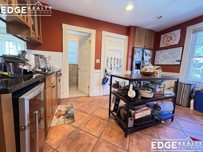 Photo - 25 Burton St Unit 2