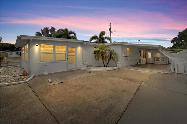 Building Photo - 12093 104th Ln