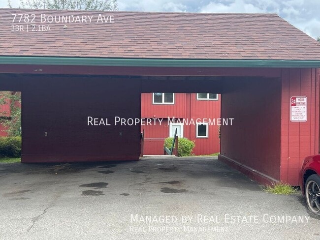 Photo - 7782 Boundary Ave