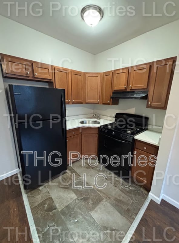 Building Photo - 641 Lincoln Ave Unit Apt. 05 (M)