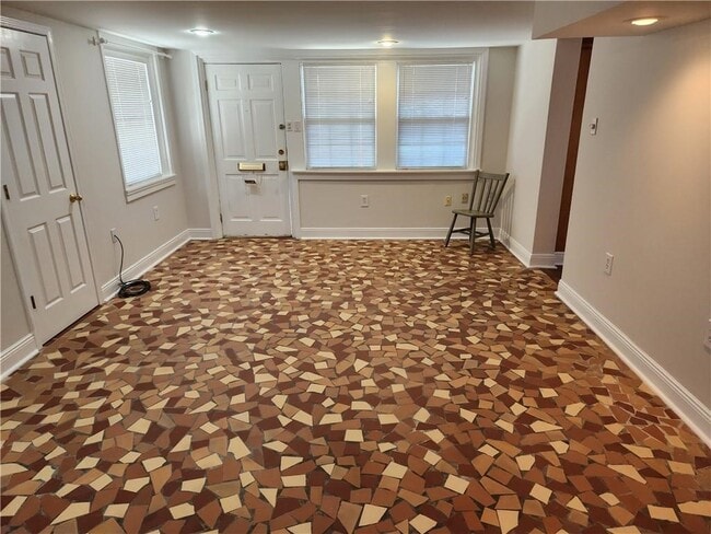 Photo - 222 Glendale Dr