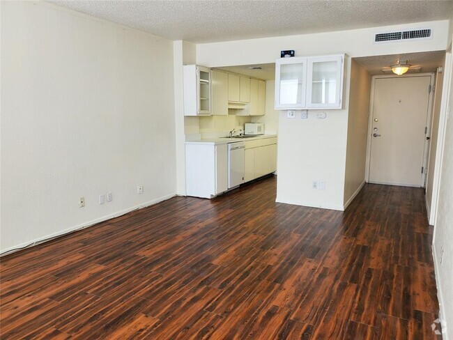 Building Photo - 1800 Lavaca St Unit A304 Rental