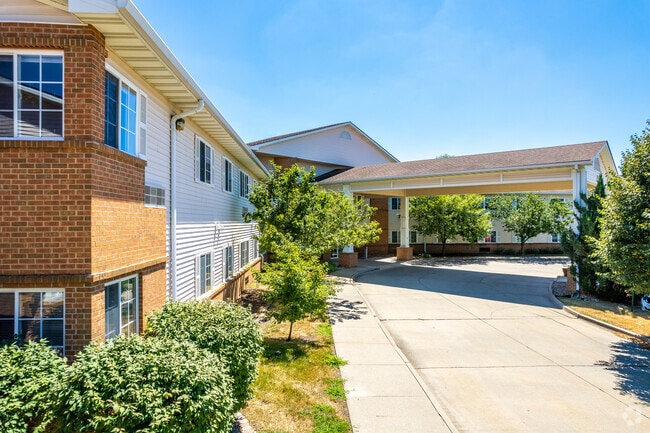 SUGAR CREEK APARTMENTS