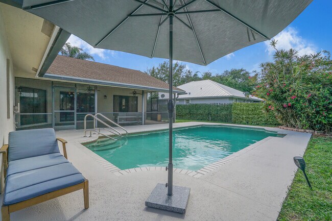 Photo - 13834 Geranium Pl