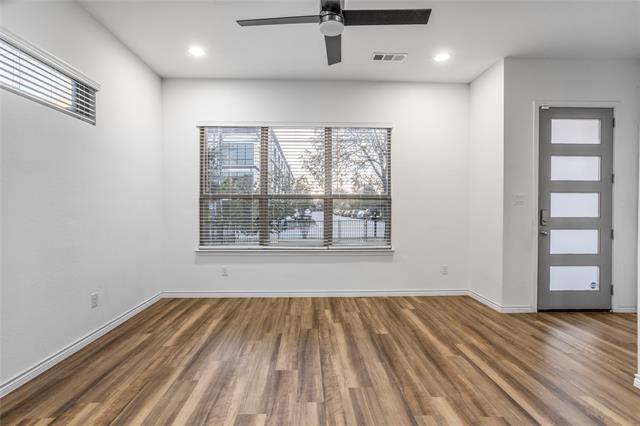 Photo - 203 Athenia Dr