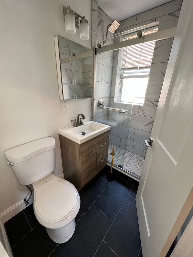 Photo - 31 Queensberry St