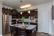 2BR, 2BA - 952 SF