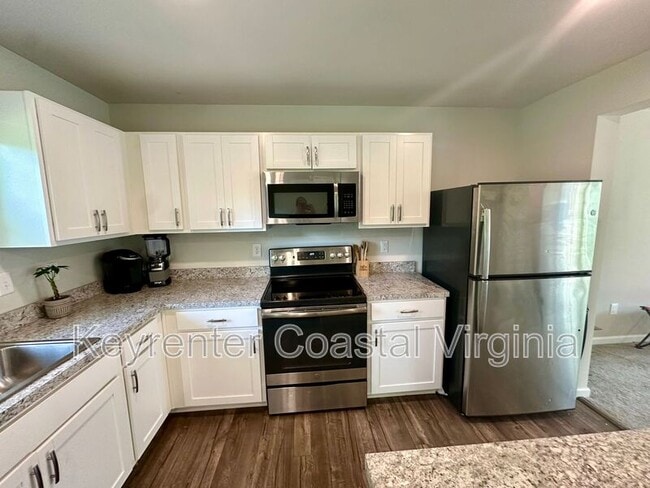 Photo - 605 Lakeview Cove