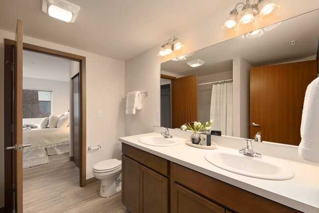 Four Pines Apartments