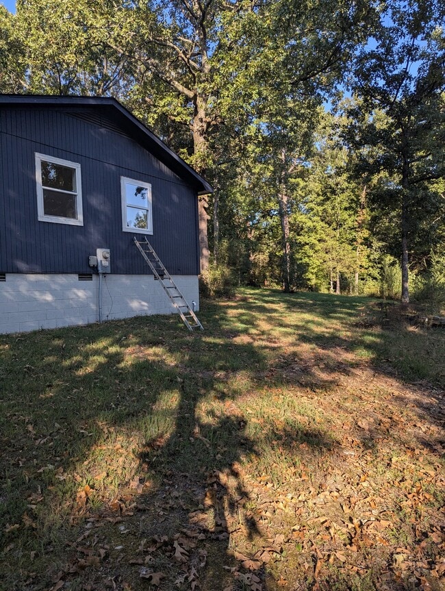 Photo - 506 Sawmill Rd
