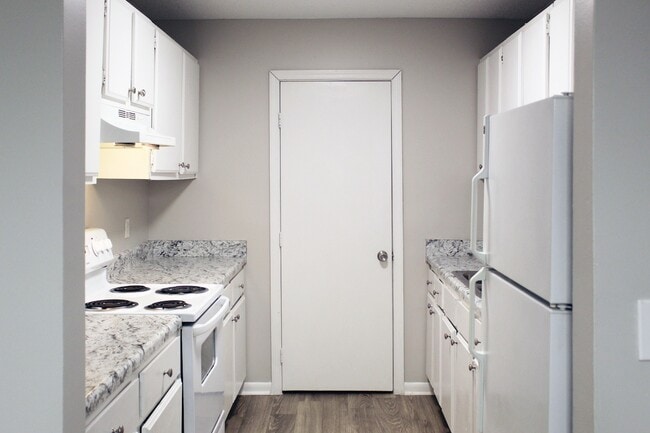 Photo - The Bluffs Apartments