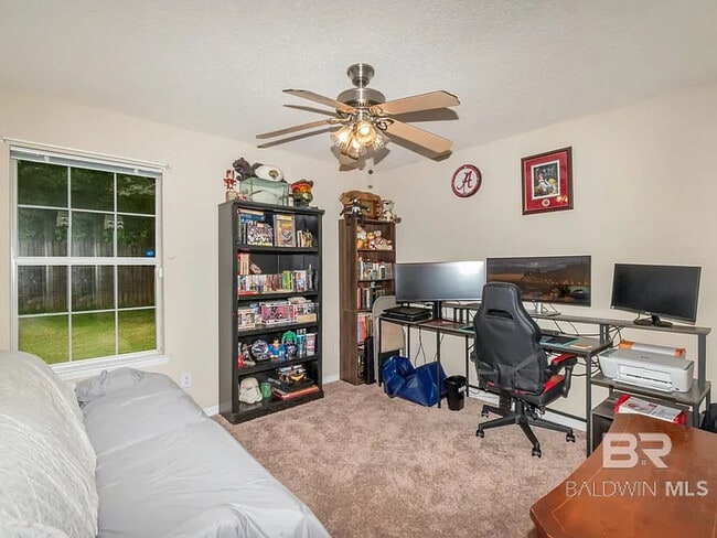 Photo - 8816 Spring Grove N