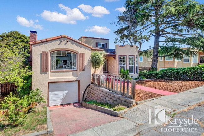 Building Photo - 42 D St