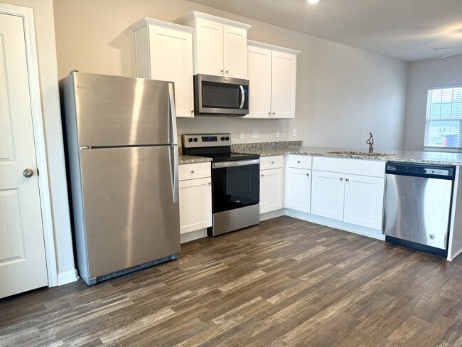 Photo - 231 Chandler Ct