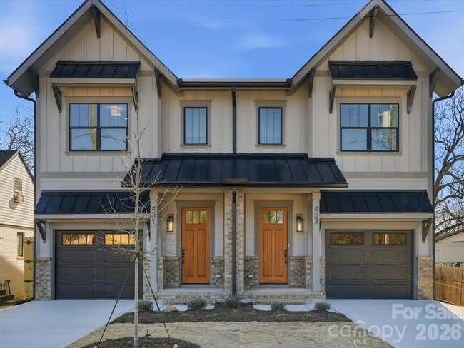 Building Photo - 431 W Peterson Dr