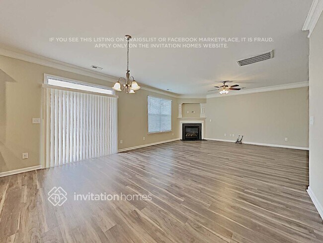 6005 Centerview Dr
