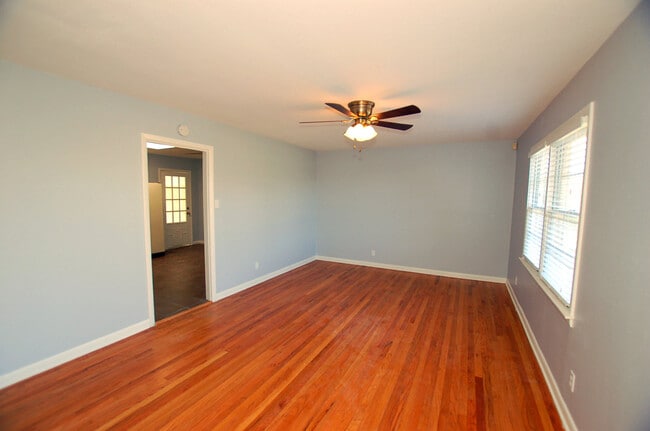 Photo - PRE-LEASING for July! Great 3 Bedroom 2 Bathroom Home Near Texas Tech