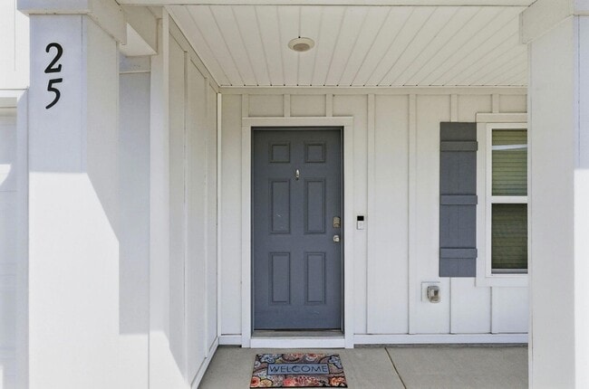 Photo - 25 Riverwalk Xing