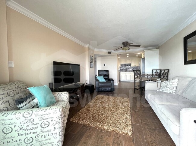 Photo - 51 Island Way Unit 906