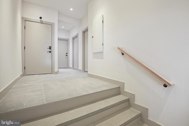 Photo - 1329 Connecticut Ave NW