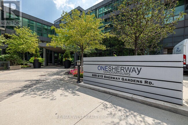 Photo - 215 Sherway Gardens Rd Unit 212