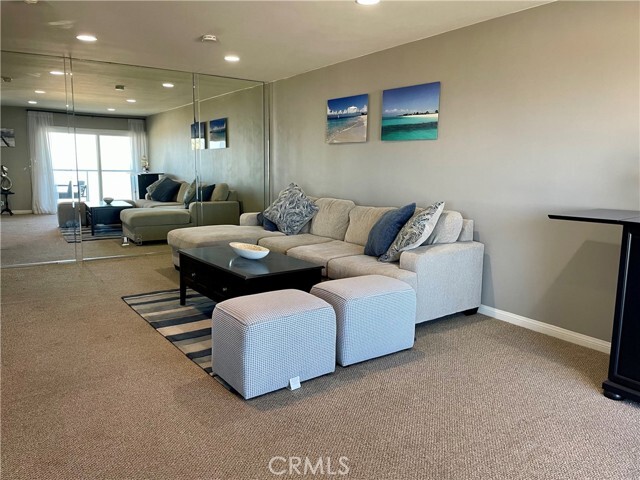 21703 Ocean Vista Dr Unidad 303