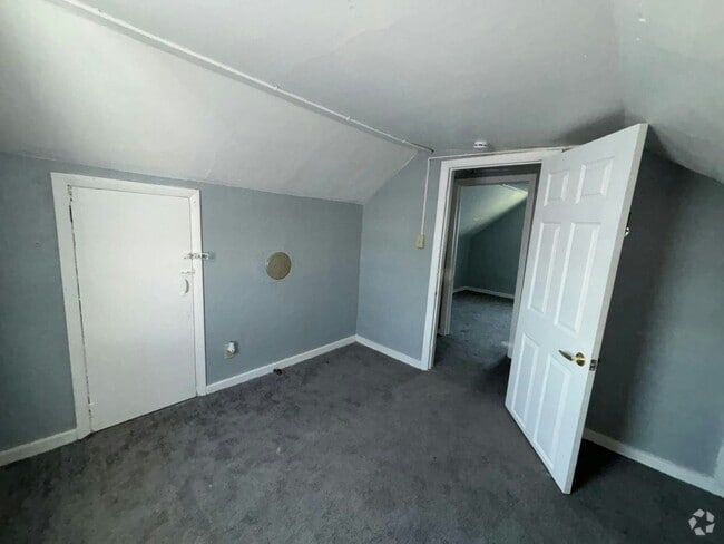 Building Photo - 101 S Roosevelt Ave Rental