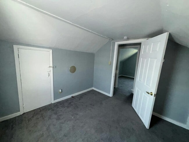 Building Photo - 101 S Roosevelt Ave Rental
