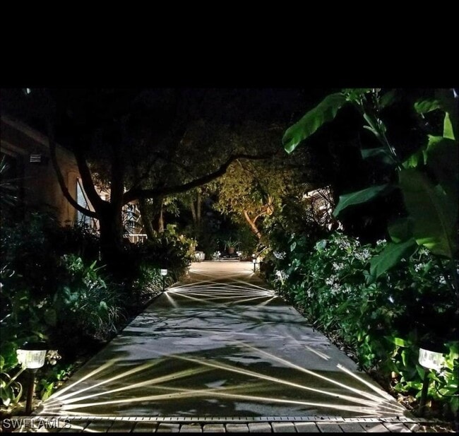 Photo - 1136 Michigan Ave