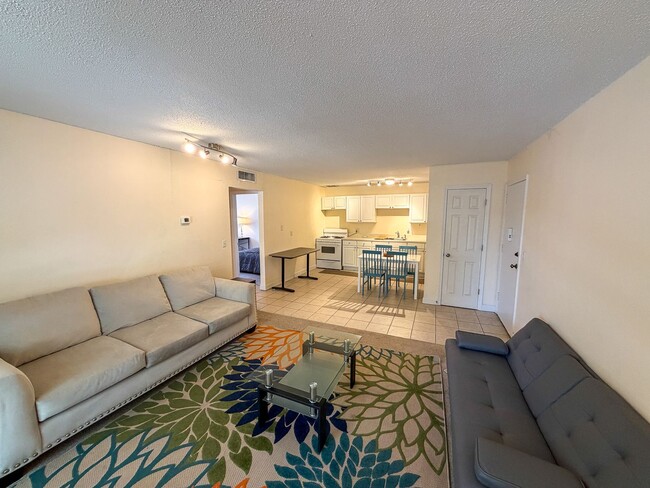 Photo - Summit House J-22