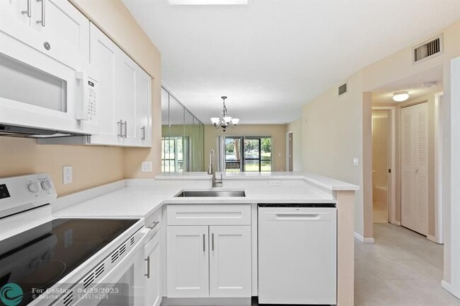 Photo - 2236 N Cypress Bend Dr Condo Unit 112