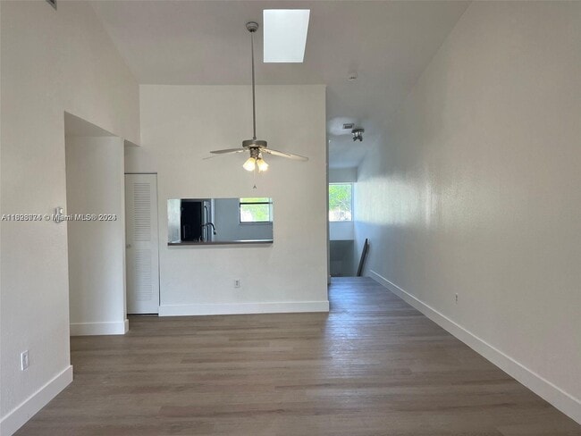 Photo - 2291 SW 80th Ter Unit 2291 looks new