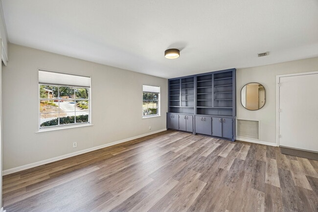 Photo - 2614 Gregor McGregor Blvd