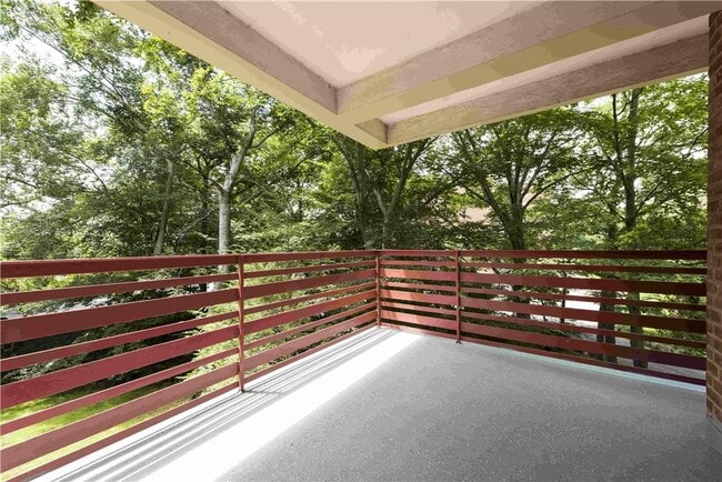 Building Photo - 1133 Midland Ave Unit 2E Rental
