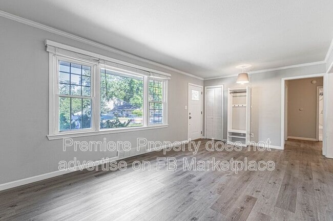 Photo - 5709 W 75th St