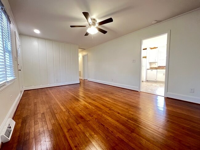 Photo - 1920 Eastway Dr